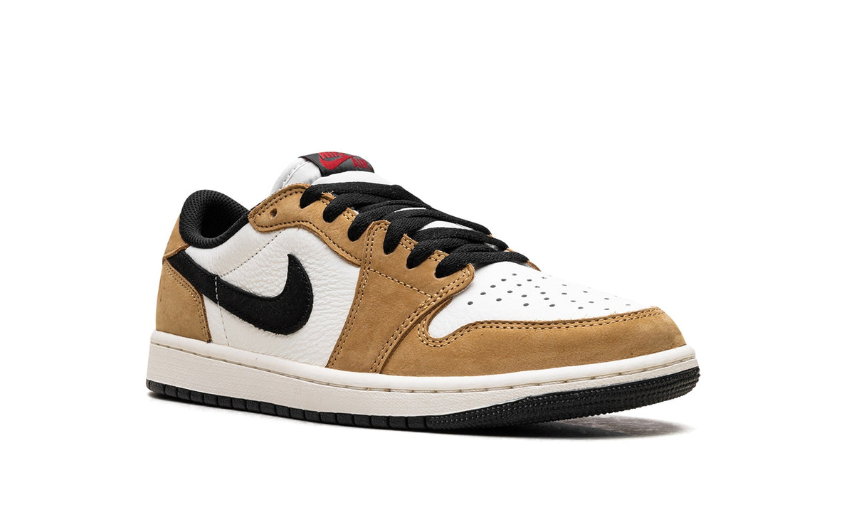 Air Jordan 1 Low Sneakers – Tan, White & Black