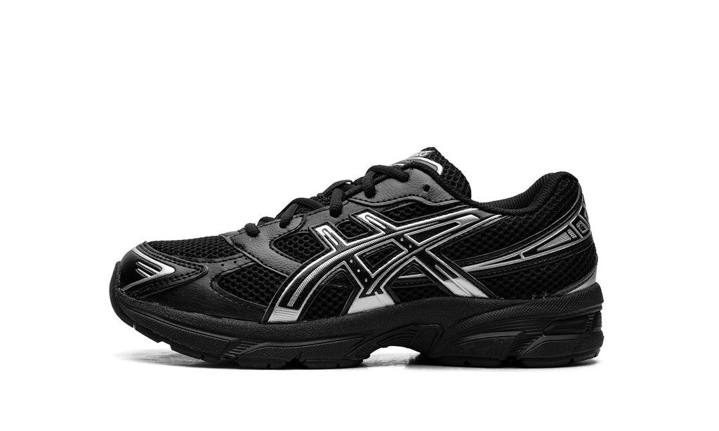 ASICS GEL-1130 Sneakers – Black & Metallic Silver