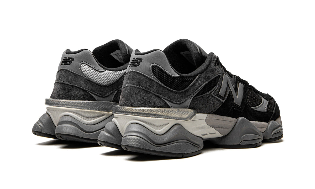 New Balance 9060 Sneakers – Black & Grey
