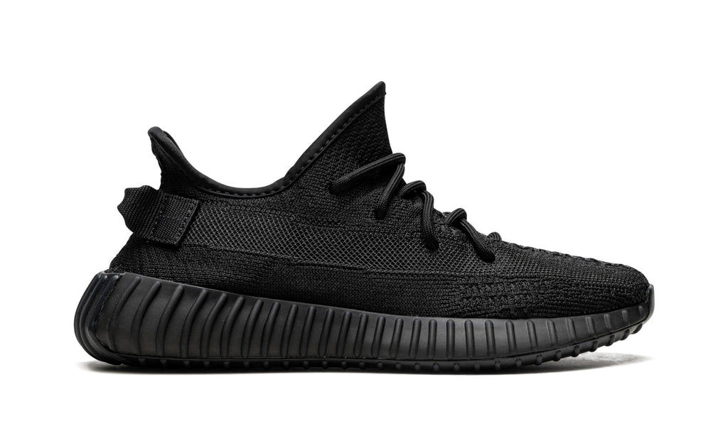 Yeezy 350 V2 Sneakers – Black (Copy)
